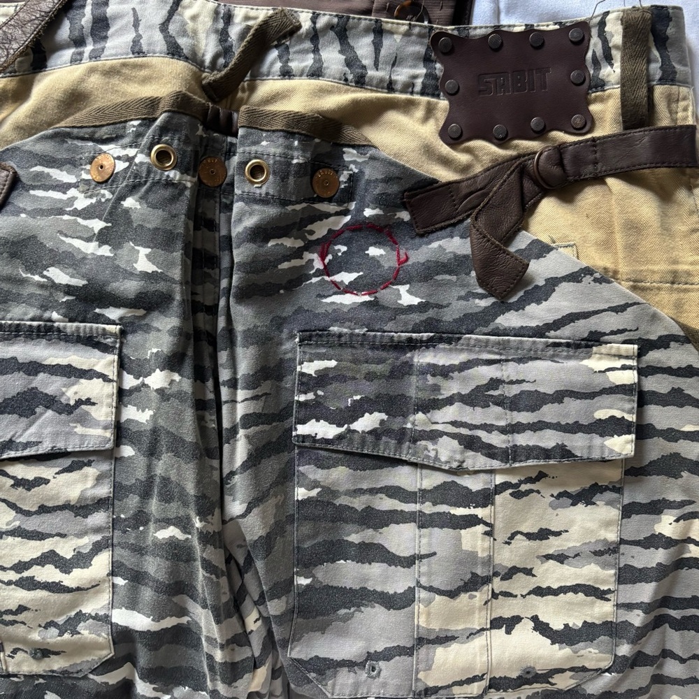 Sabit Men’s Camouflage Cargo Shorts Size 38 - Picture 9 of 12